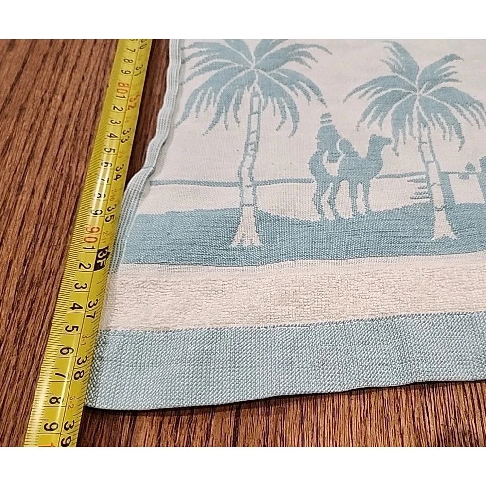 VTG Desert Oasis-Themed Bath Towel /Aqua and Cream/ Woven Jacquard I Cannon